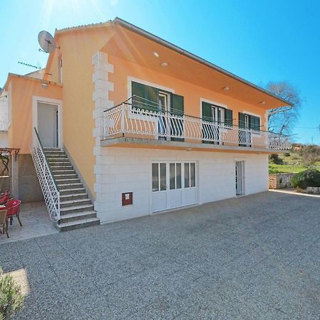 Apartments With A Parking Space Marina, Trogir - 11554 Exterior photo
