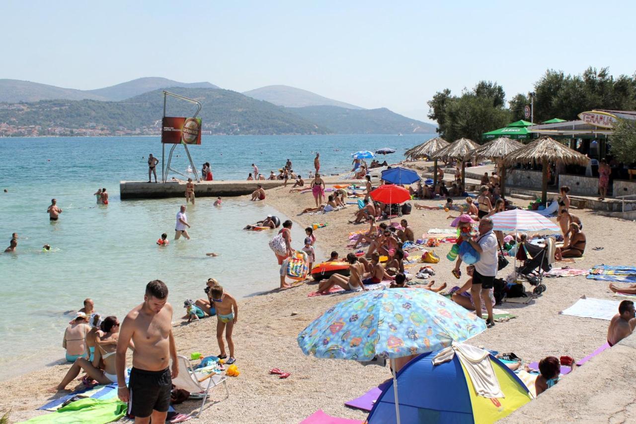 Apartments With A Parking Space Marina, Trogir - 11554 Exterior photo