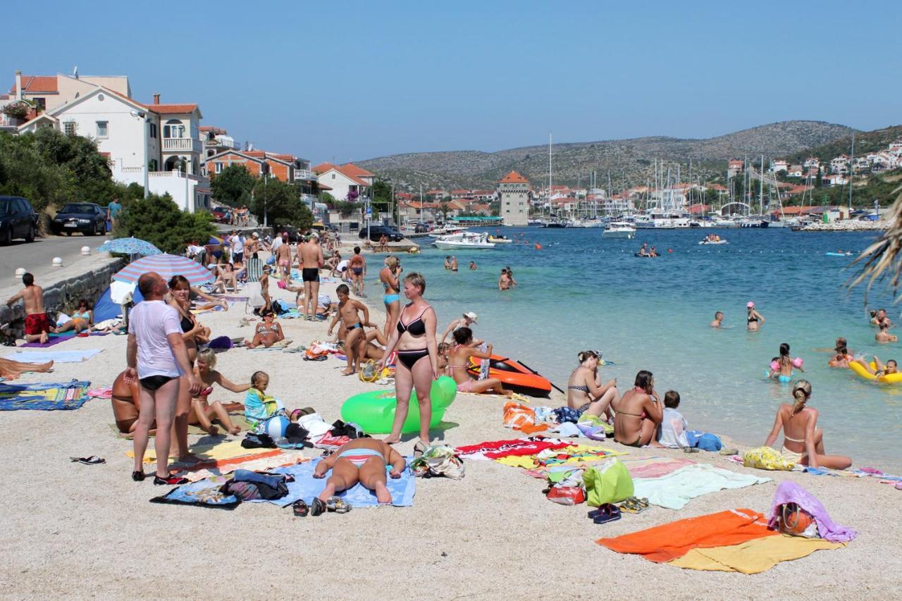 Apartments With A Parking Space Marina, Trogir - 11554 Exterior photo